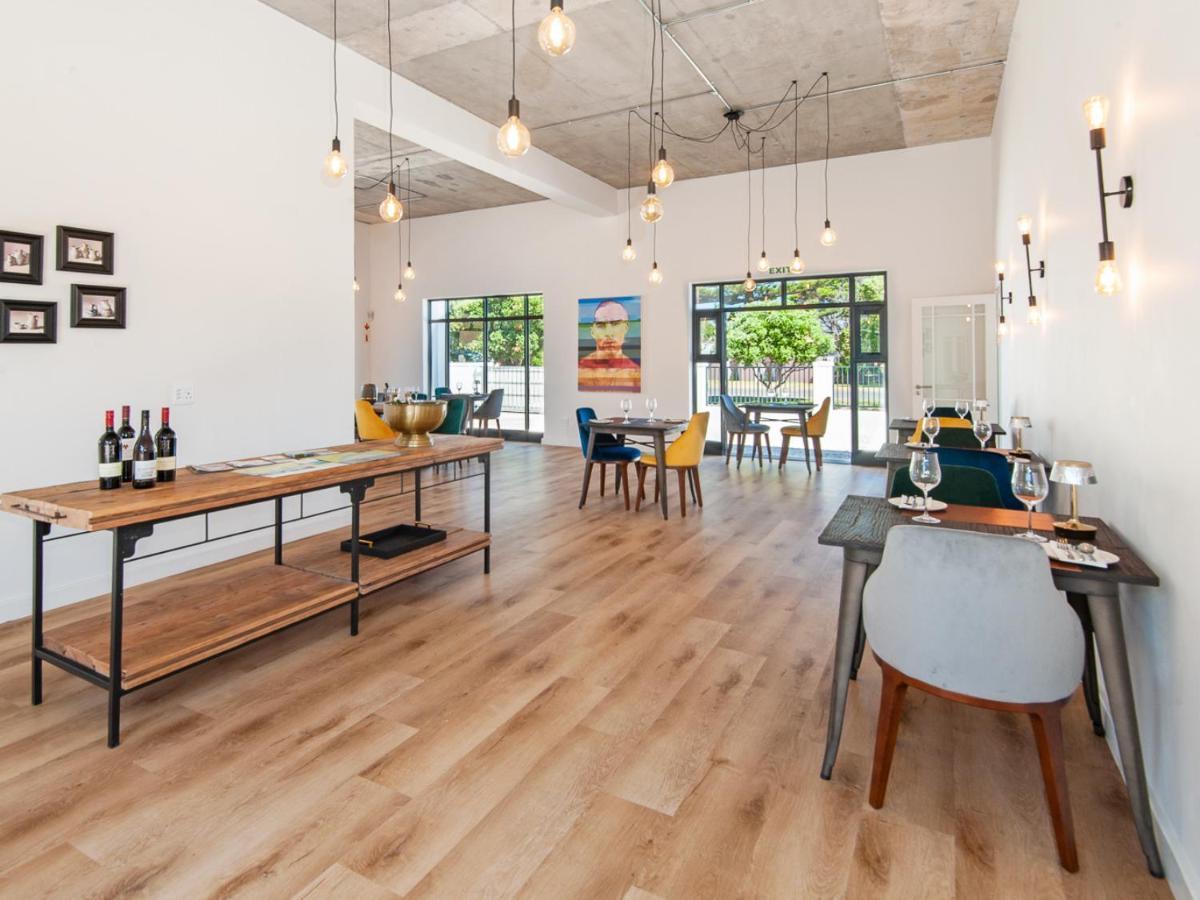 Glow Boutique Suites & Guesthouse هيرمانوس المظهر الخارجي الصورة