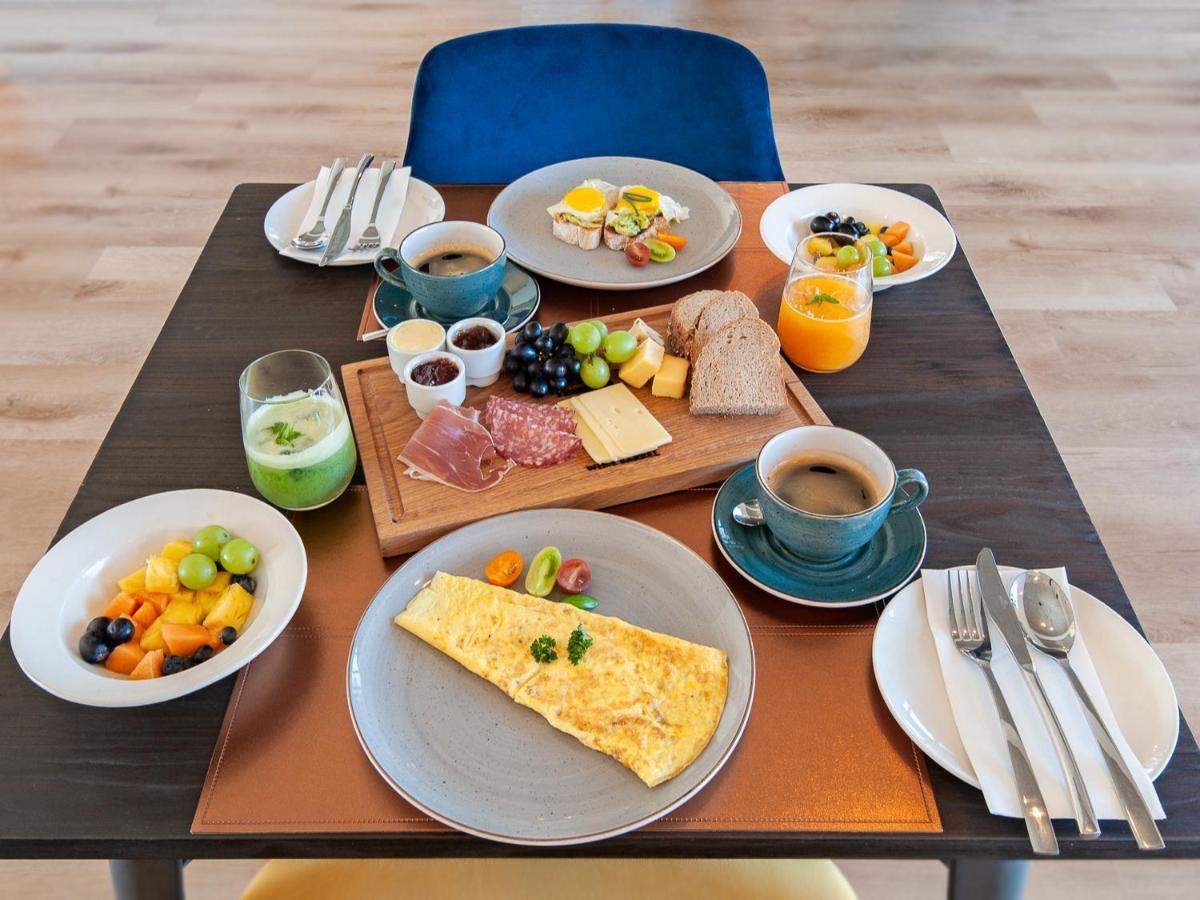 Glow Boutique Suites & Guesthouse هيرمانوس المظهر الخارجي الصورة