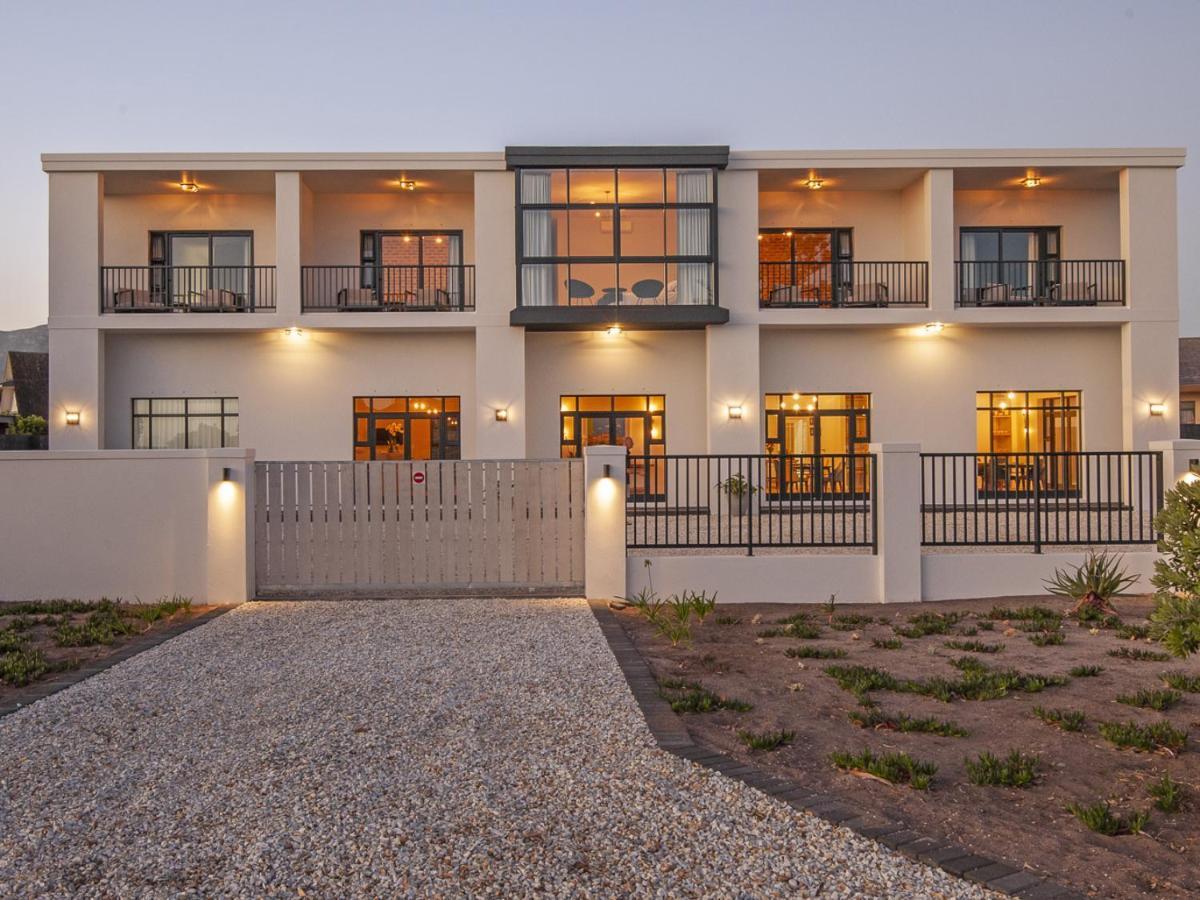 Glow Boutique Suites & Guesthouse هيرمانوس المظهر الخارجي الصورة