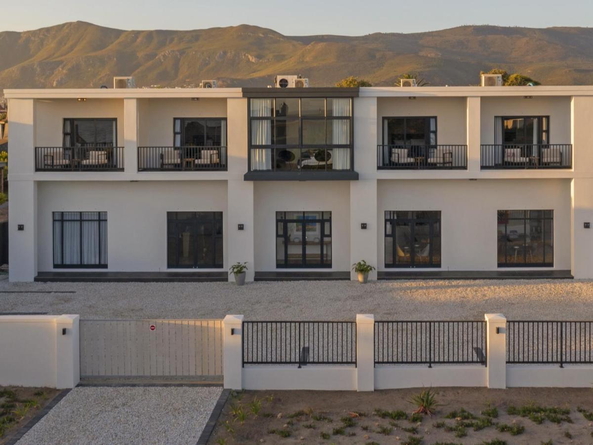 Glow Boutique Suites & Guesthouse هيرمانوس المظهر الخارجي الصورة