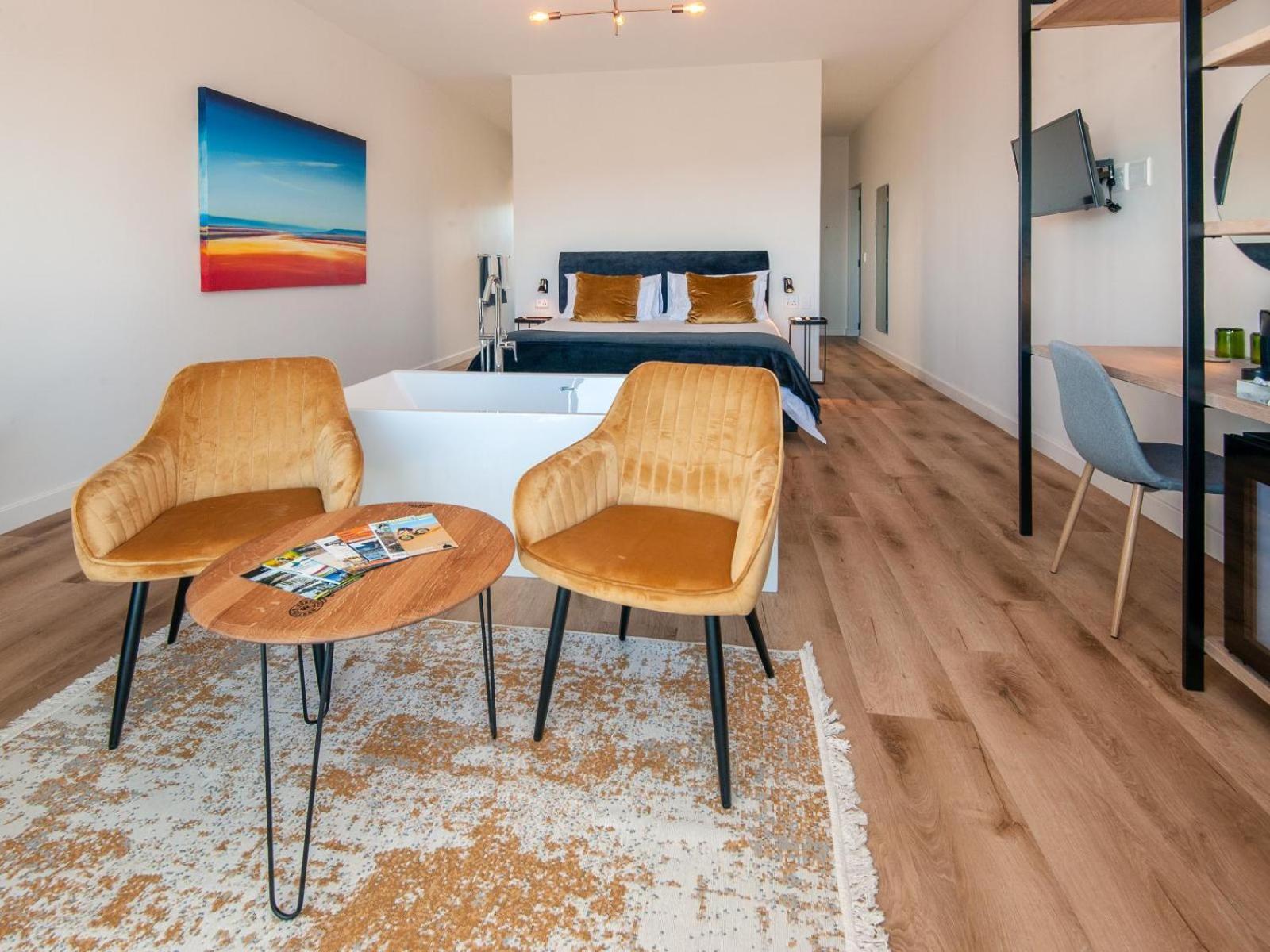 Glow Boutique Suites & Guesthouse هيرمانوس الغرفة الصورة