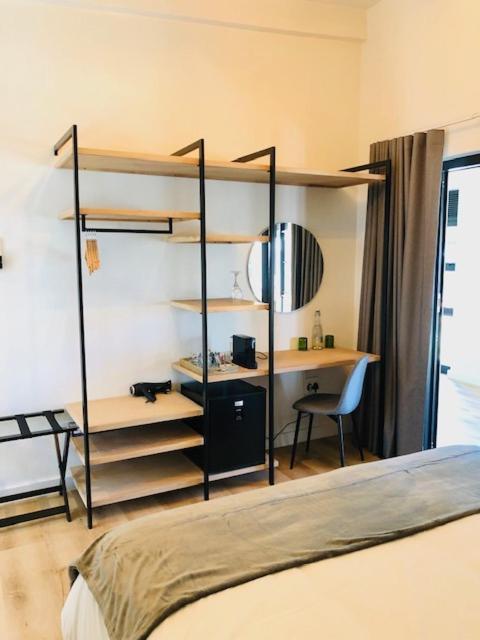 Glow Boutique Suites & Guesthouse هيرمانوس المظهر الخارجي الصورة